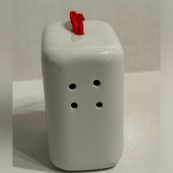 Vintage Ceramic Potpourri Sleigh Ride Double Sided Winter Scene with Stopper - Picture 3 of 5